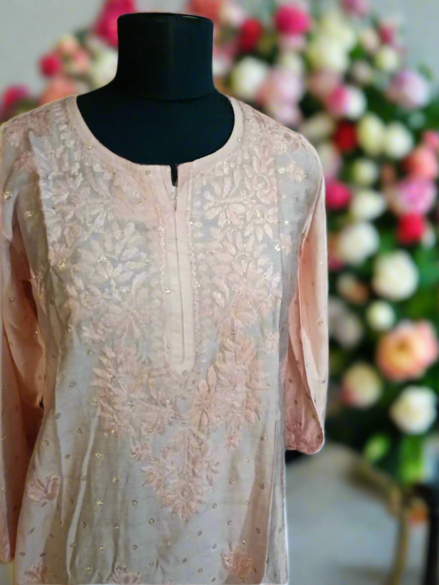 Pure Banarsi Chanderi Kurti with Parallel Pants And Matching Chiffon Dupatta