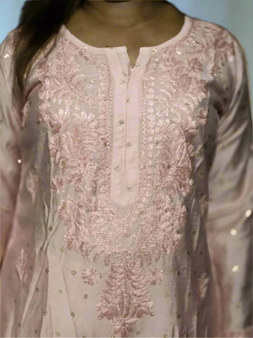 Pure Banarsi Chanderi Kurti with Parallel Pants And Matching Chiffon Dupatta