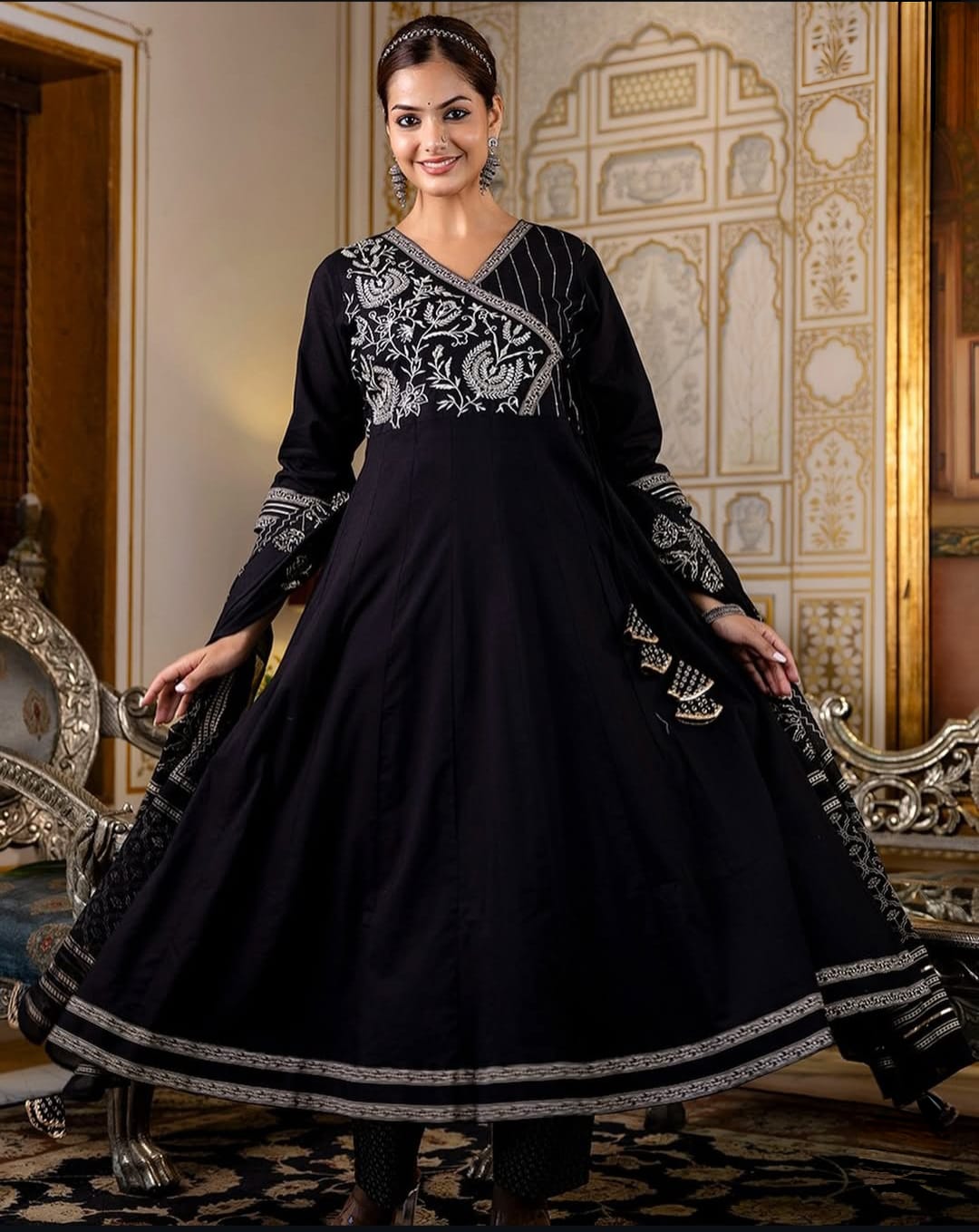 Stylish Designer Anarkali Kurti Set in Black