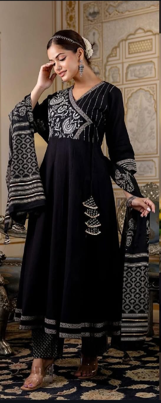 Stylish Designer Anarkali Kurti Set in Black