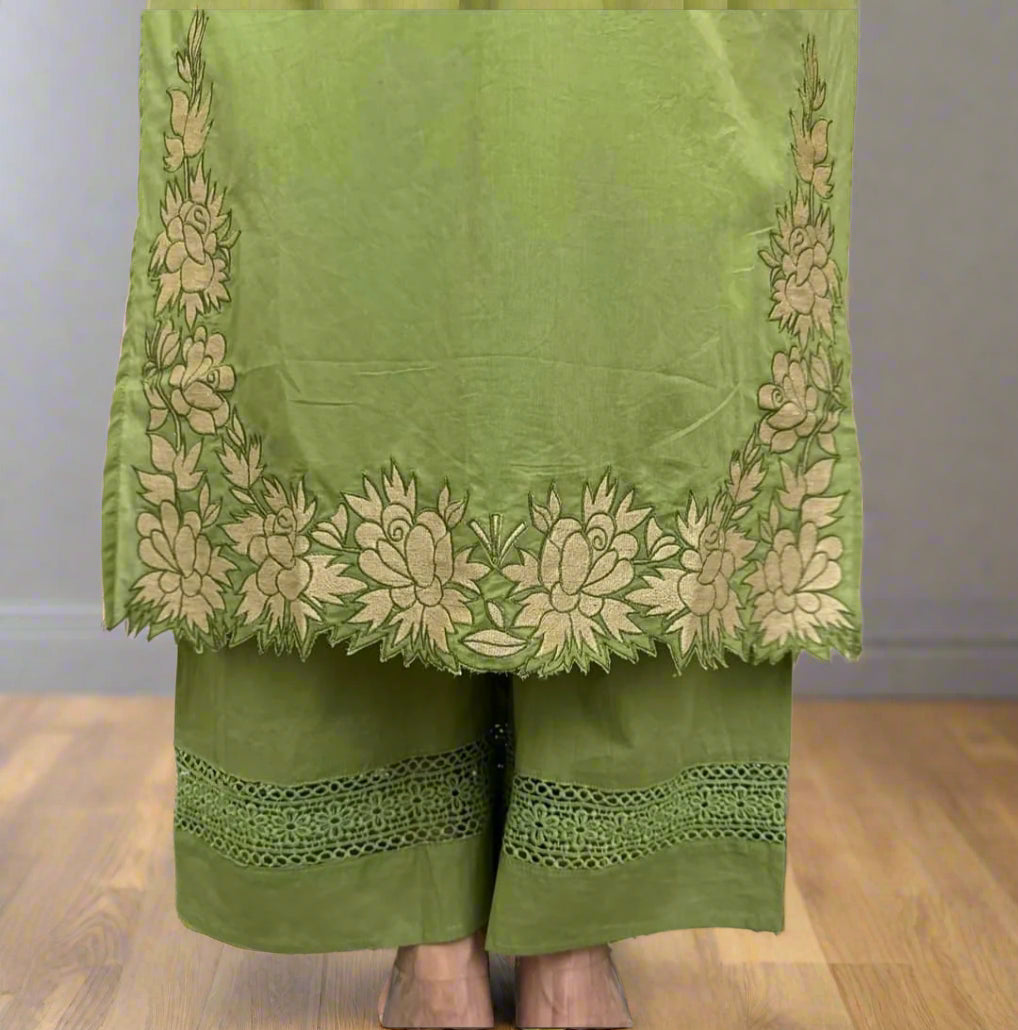 Elegant Floral Cutwork Embroidered Kurta Pants Set