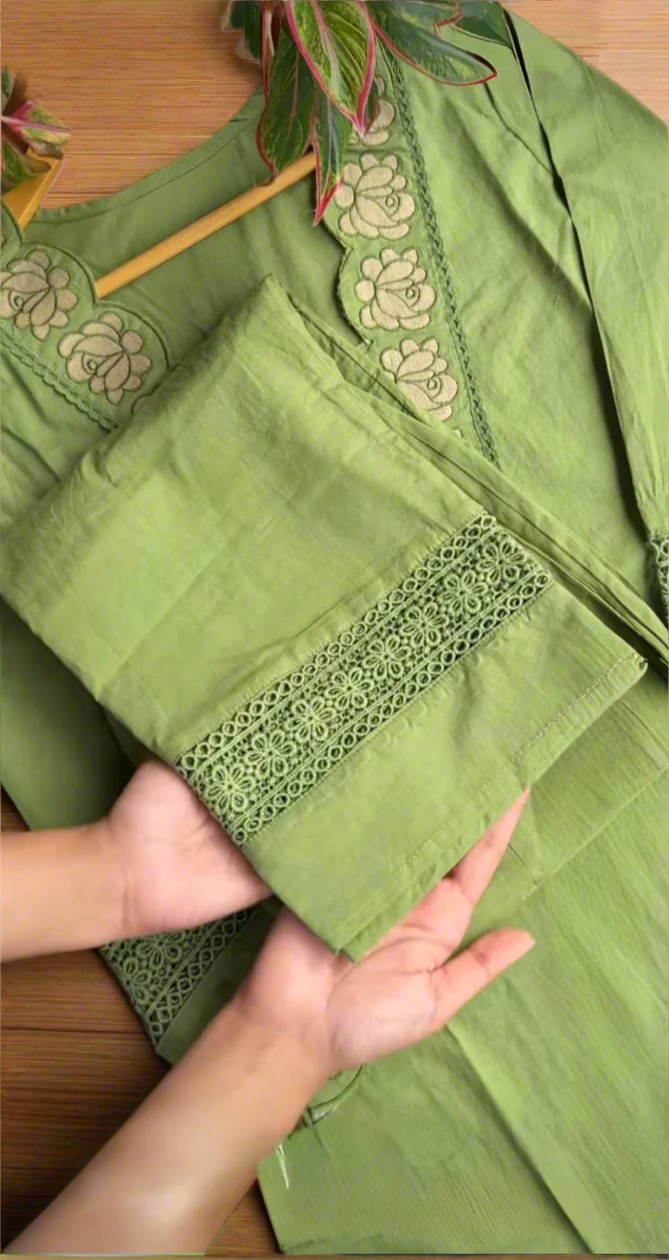 Elegant Floral Cutwork Embroidered Kurta Pants Set