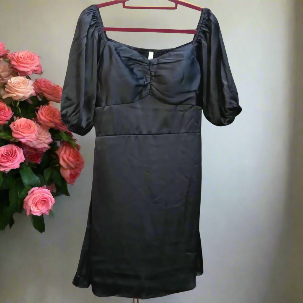 Soft Satin Short Dress with Sweetheart neckline