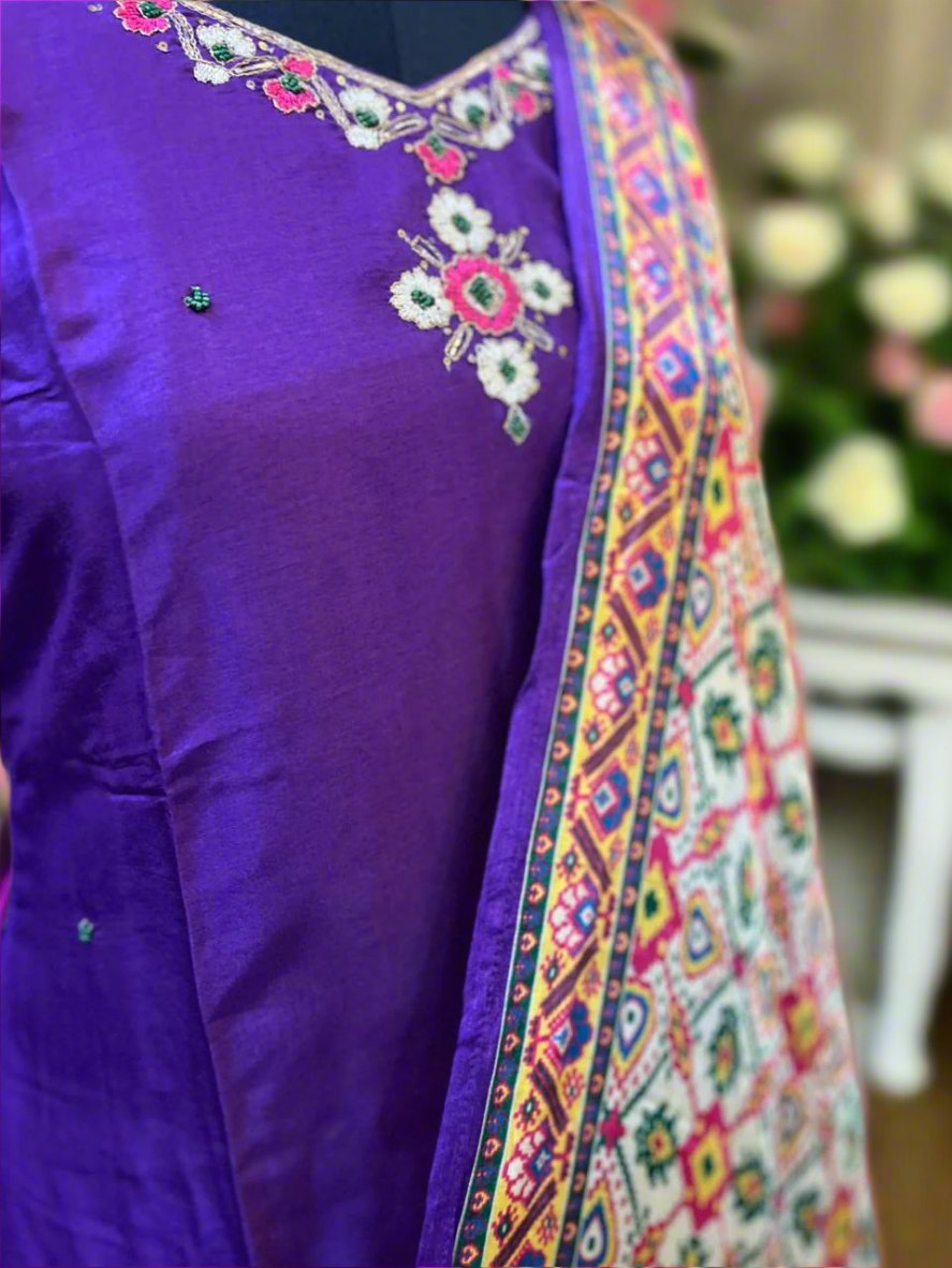 Stunning Purple Straight Suit along with Gajji Silk Dupatta