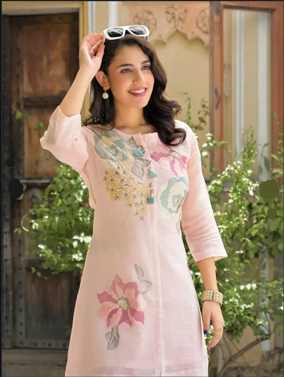 Elegant  Blush Pink Mul Chanderi Threadwork Embroidered Kurta Set