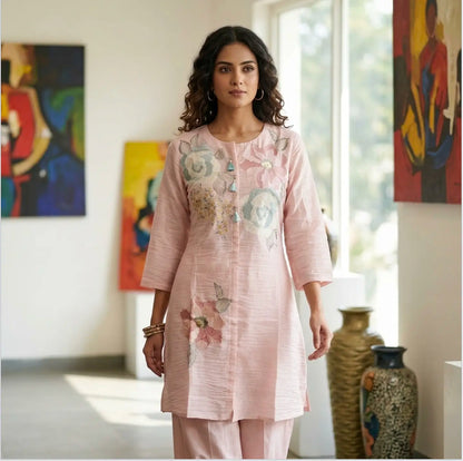Elegant  Blush Pink Mul Chanderi Threadwork Embroidered Kurta Set
