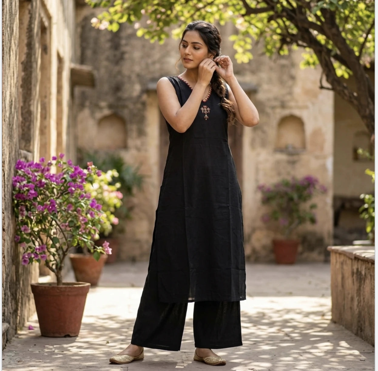 Black Sleeveless V-Neck Kurta Set with Wide-Leg Palazzos