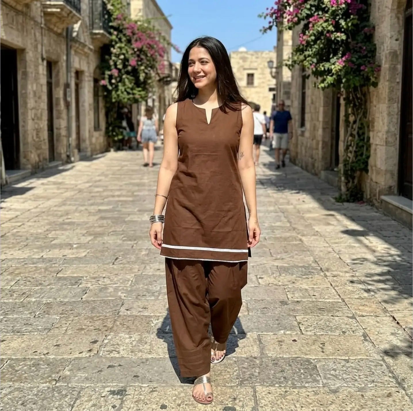 Elegant Sleeveless Chocolate Brown Farsi Set ( Separately sleeves available)