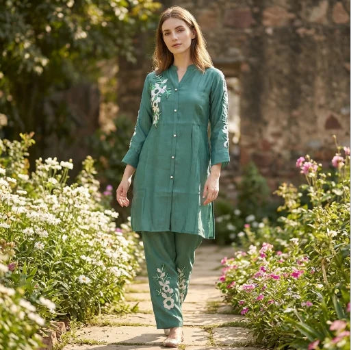 Elegant, Emerald Green, Embroidered Mulchanderi Co-Ord Set