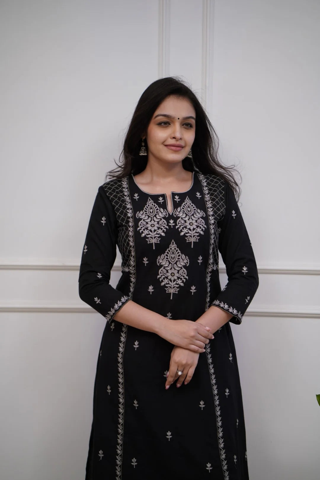 Black Elegant Kurta Pant Set