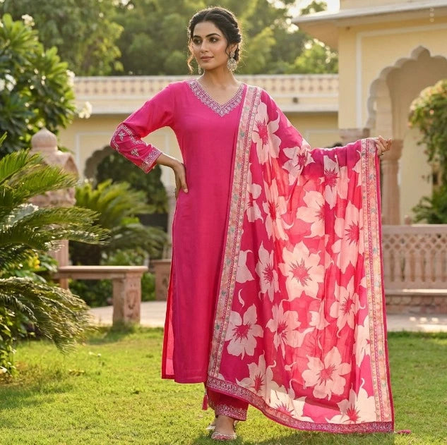 Elegant Floral Embroidered Thread Work Kurta Set With Muslin Silk Dupatta