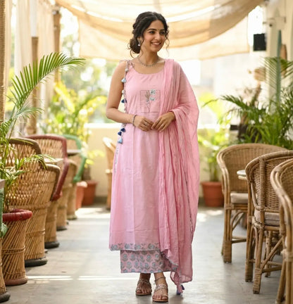 Beautiful Sleeveless Embroidered Suit Set with Tassel Detailing In Blush Pink