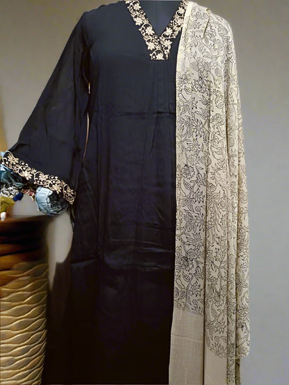 Premium Chinon Silk Suit in Black