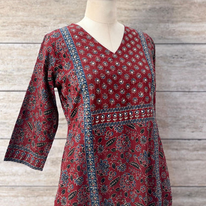 Beautiful Handblock Print Kurti Set in Maroon
