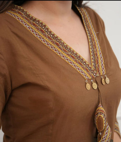Elegant Gamthi Style Kurti Set in Brown with Pocket Detailing
