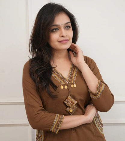 Elegant Gamthi Style Kurti Set in Brown with Pocket Detailing