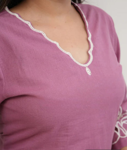 Elegant Mauve-Coloured Kurta Set with Cutwork Sleeves