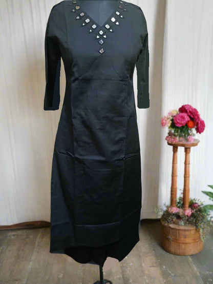 Elegant Cotton Flex Kurti Pant Set in Black With Mirror Work On The Yoke