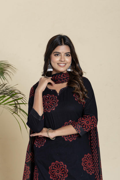Beautiful Pure Cotton Block Print Dupatta Set in Black