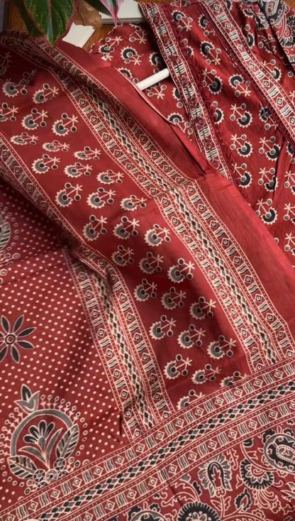 Ajrakh Print Suit Set In Red