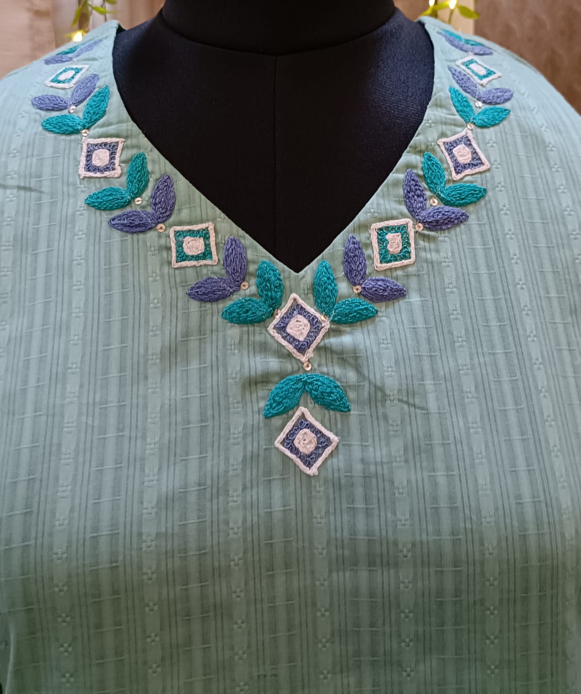 Green Straight Kurta with Printed Pants