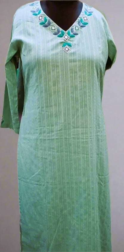Green Straight Kurta with Printed Pants